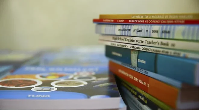 Özel Okullarda Ücretsiz Ders Kitapları Zorunlu Olacak