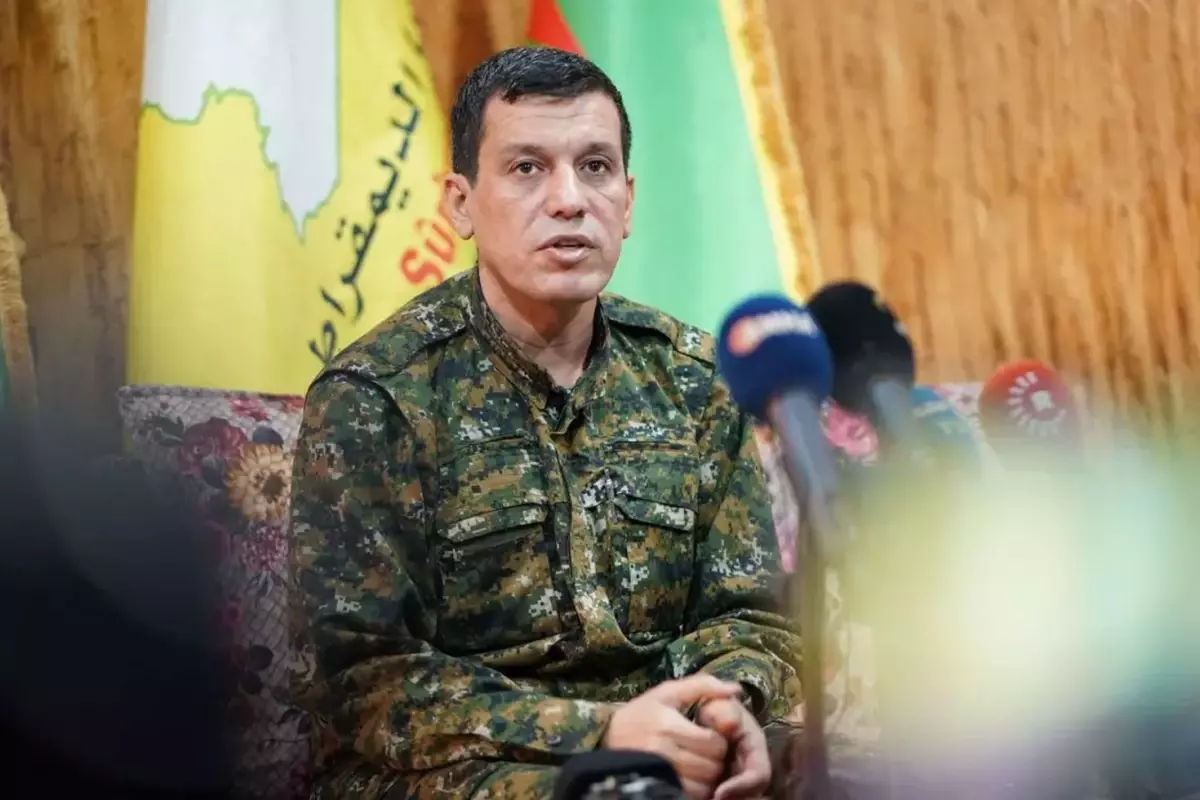 Köşeye sıkışan PKK/YPG kurtuluş umudunu İsrail’de buldu