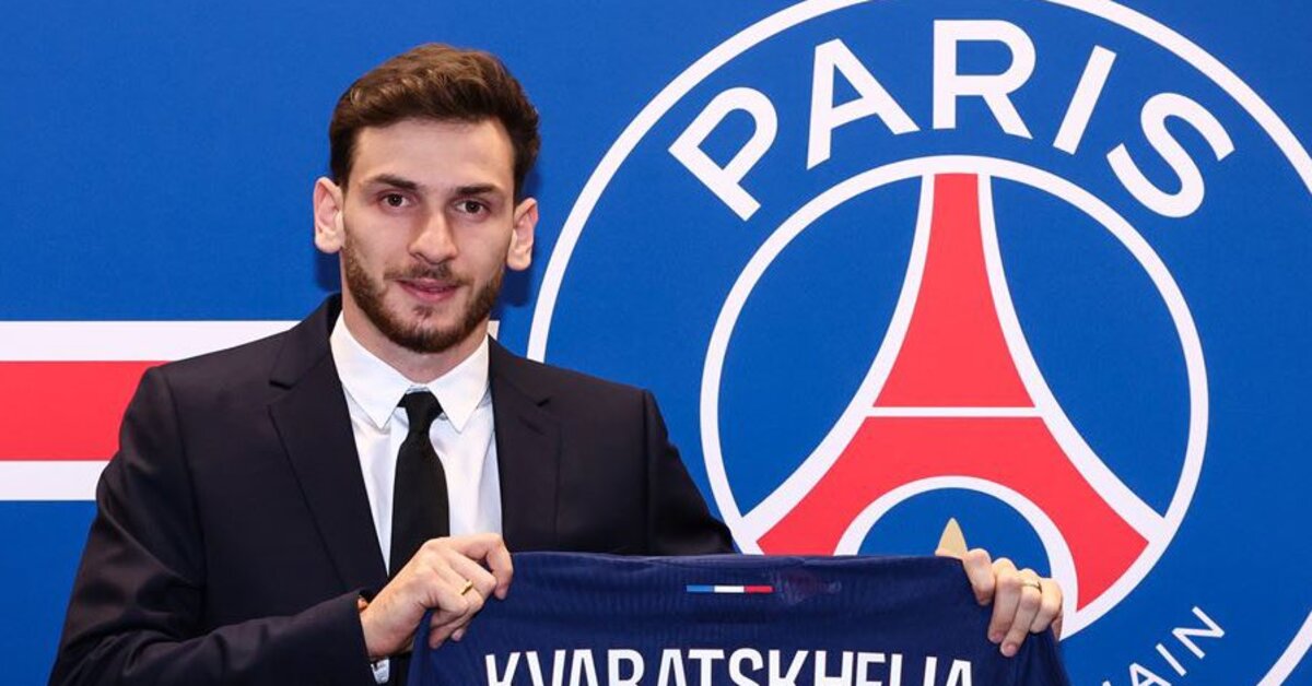 PSG, Kvaratskhelia’yı kadrosuna kattı!