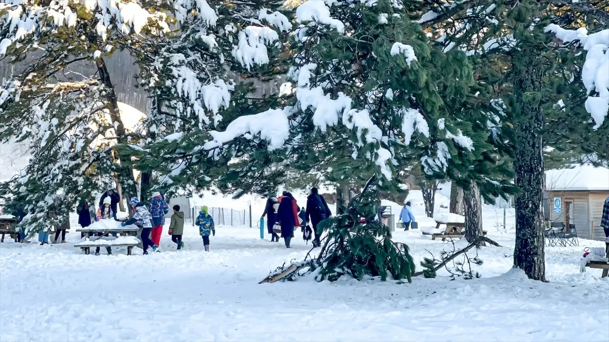 Topuk Yayla Tabiat Parkı’na Ziyaretçi Akını